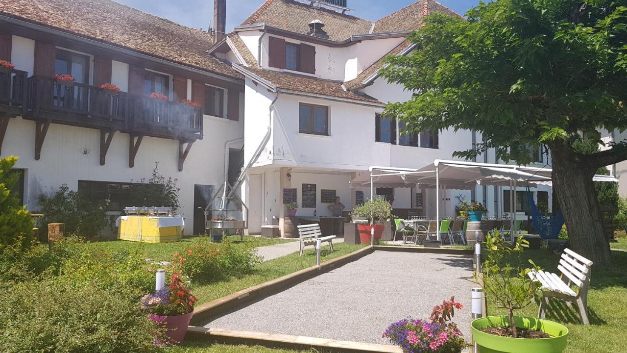 Hotel Restaurant Le Traineau Clelles Exterior foto